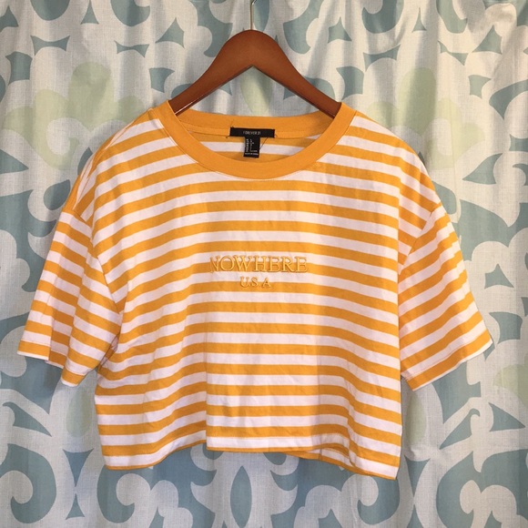 Forever 21 Tops - Forever 21 NOWHERE USA crop tank